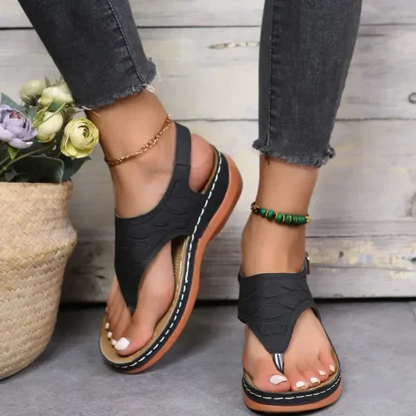 Lighteme The best fashionable leather sandals for the summer