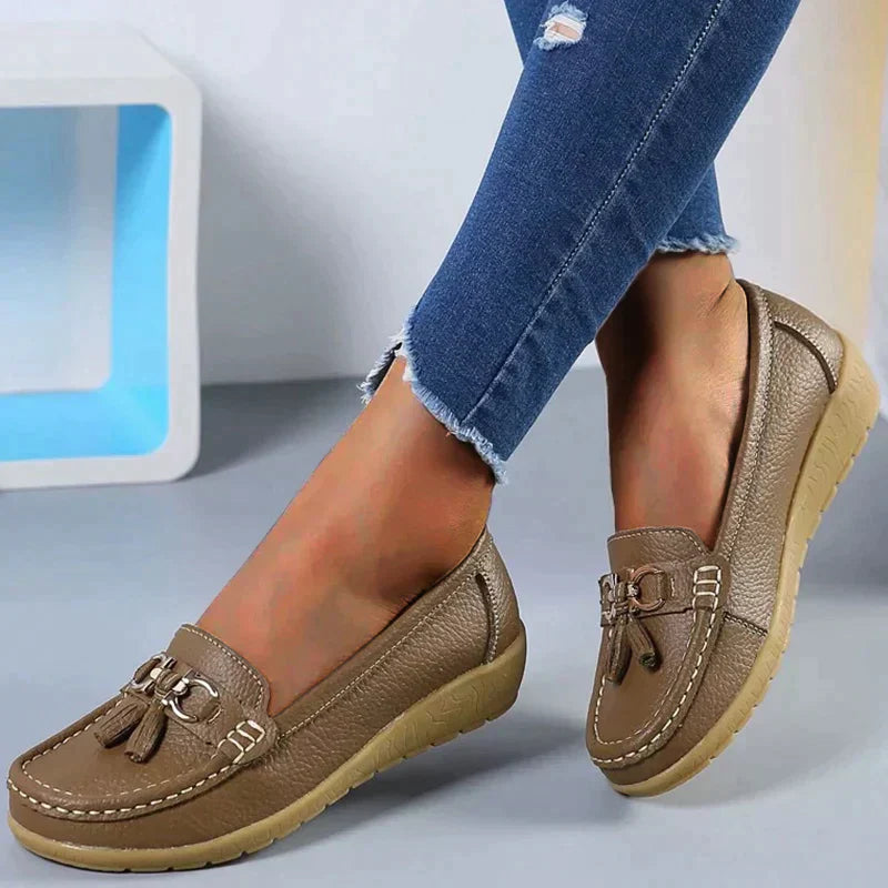 Lighteme Orthopaedic boat shoes for women