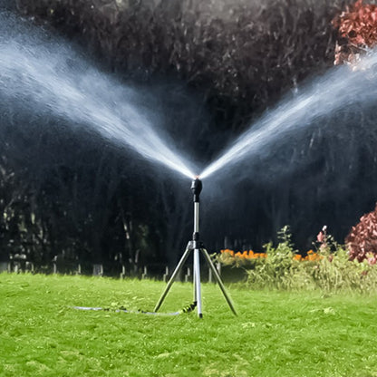 Lighteme Rotating Tripod Sprinkler Water your garden effortlessly!