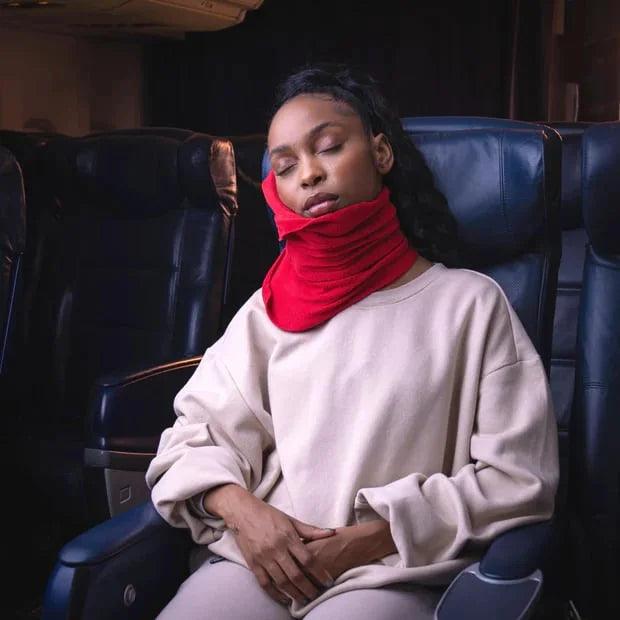 Lighteme Travel Pillow - Comfortable sleep when traveling