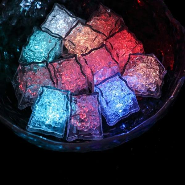 Lighteme LED Cube Bath Toy 9PCS