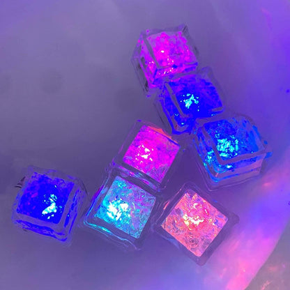 Lighteme LED Cube Bath Toy 9PCS