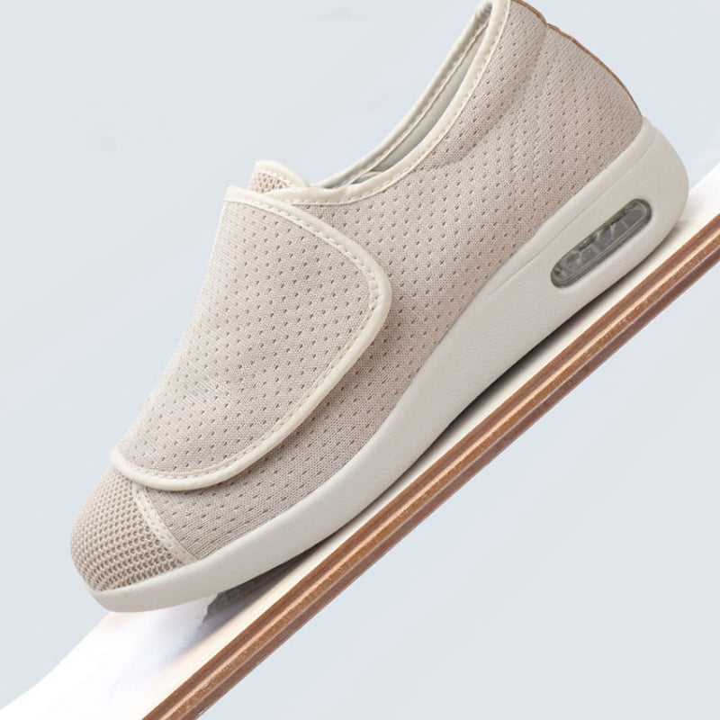 Lighteme Orthopaedic casual shoes