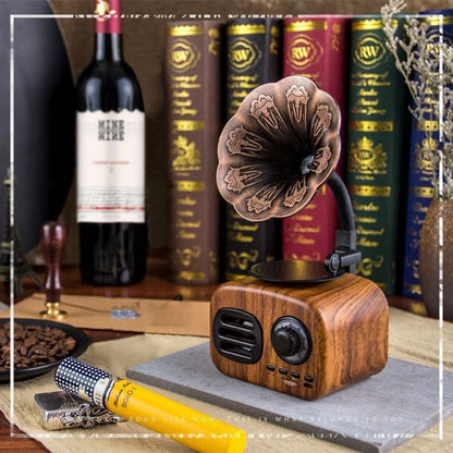 Lighteme Retro Phonograph Bluetooth Speaker