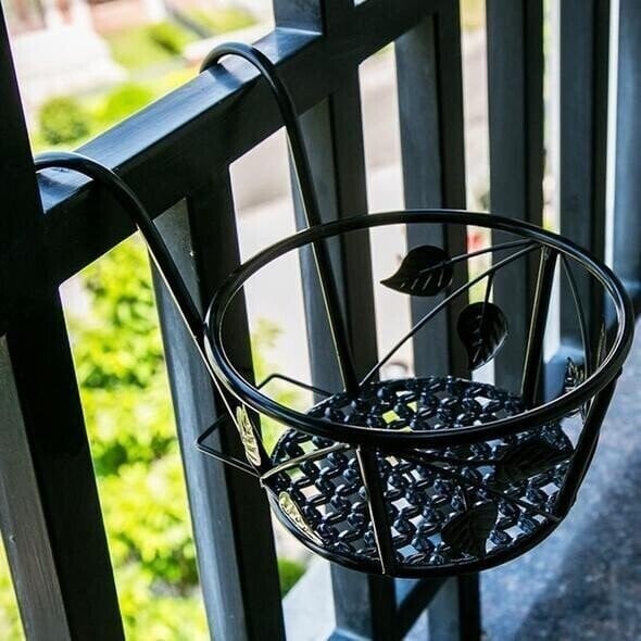 Lighteme Plant stand Transform your outdoor space into an artistic paradise!