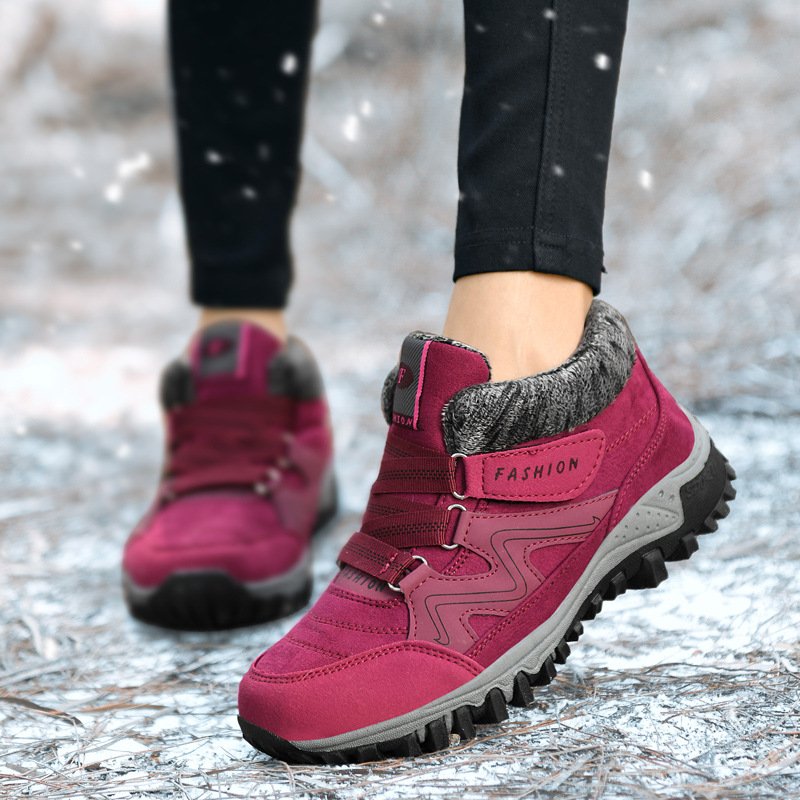 Lighteme Winter Shoes Lets you experience the joy of winter