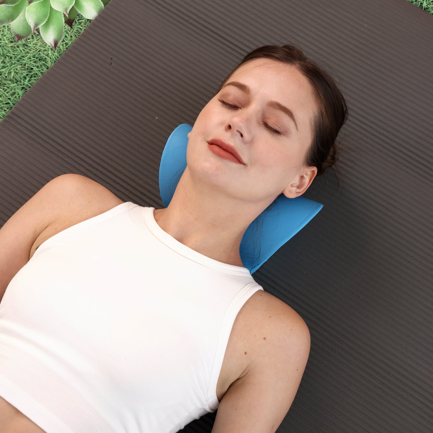 Lighteme Neck Support and Relaxation Stretcher for Pain Relief and Posture Alignment