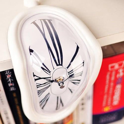 Lighteme Melting Clock Decor