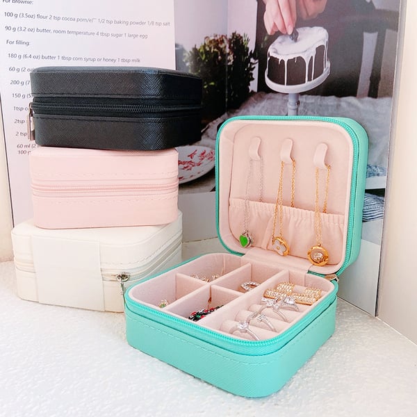 Lighteme Travel Jewelry Box