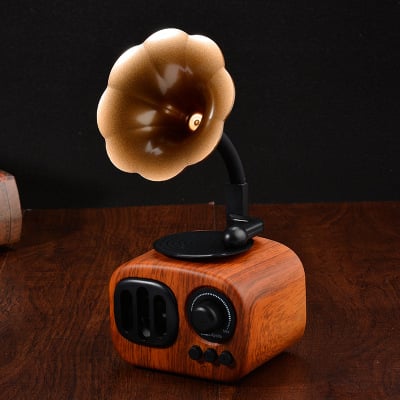 Lighteme Retro Phonograph Bluetooth Speaker