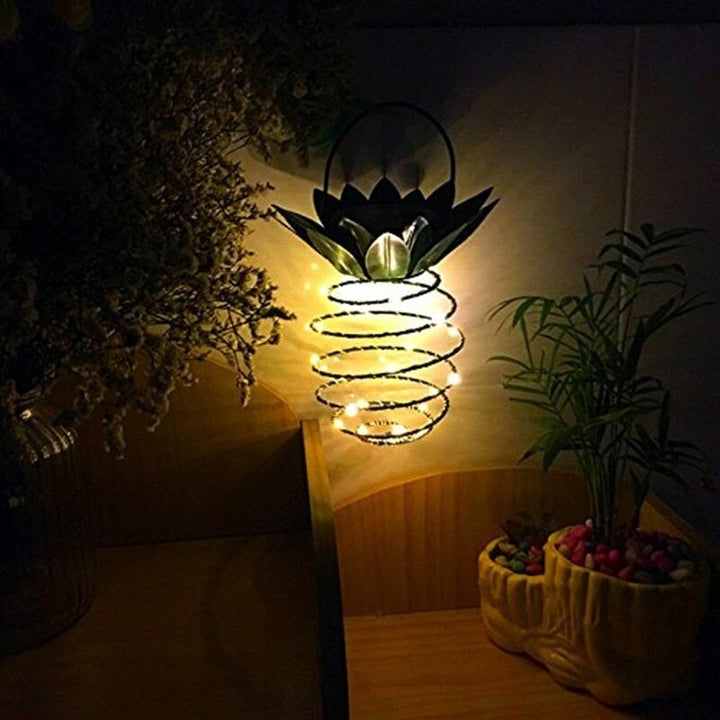 Lighteme Pineapple Solar Lights