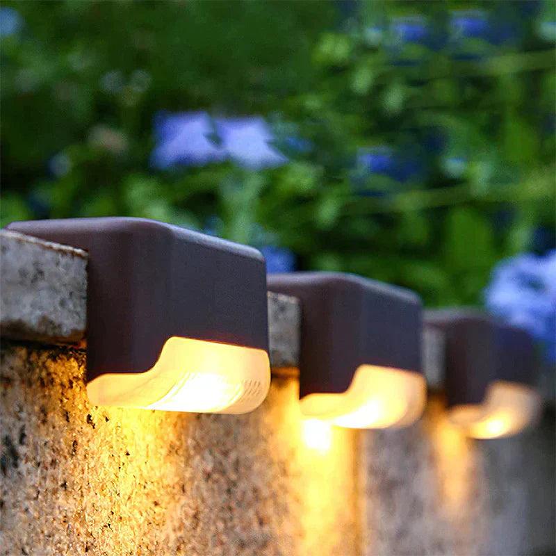 Lighteme 2+2 Free | Solar outdoor lights