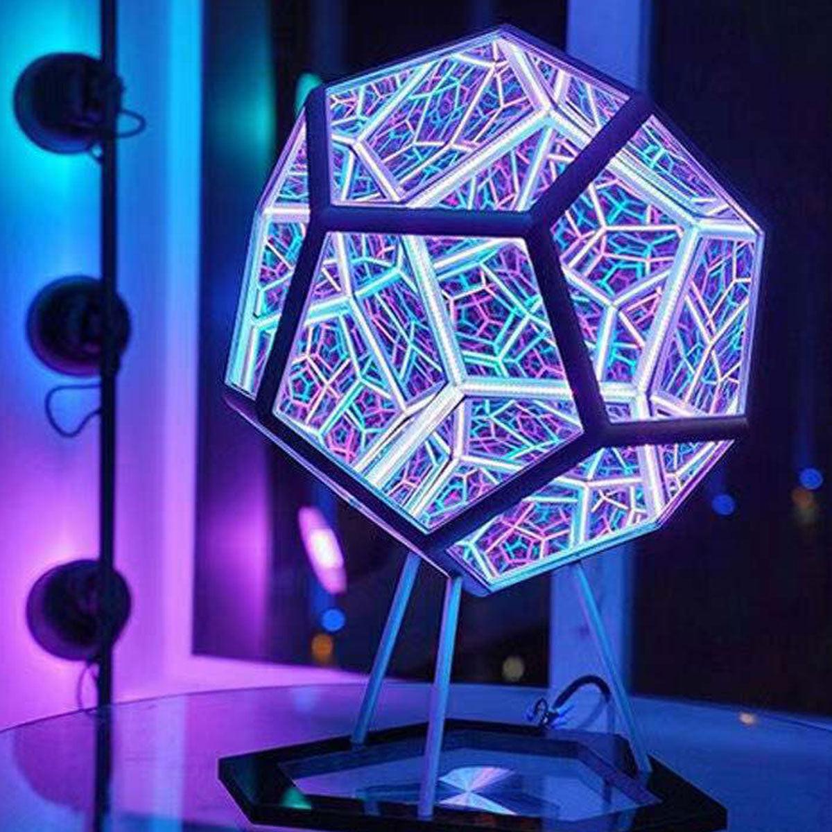 Lighteme Infinite Geometry LED lamp