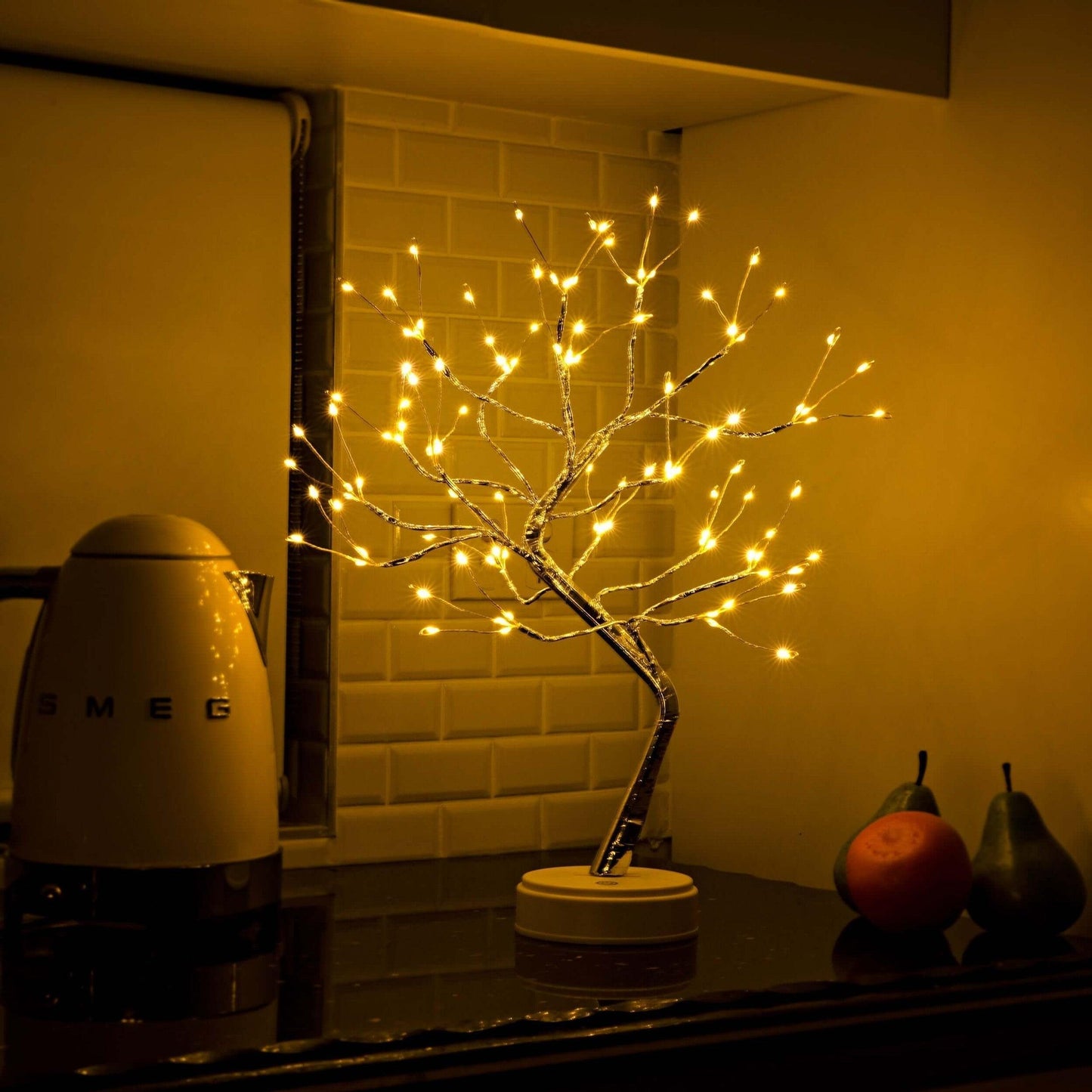 Lighteme Illuminated tree table lamp