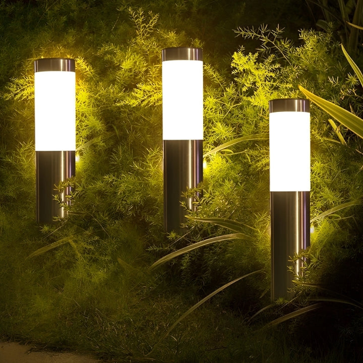 Lighteme Pathway column-shaped LED luminaire