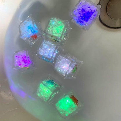 Lighteme LED Cube Bath Toy 9PCS