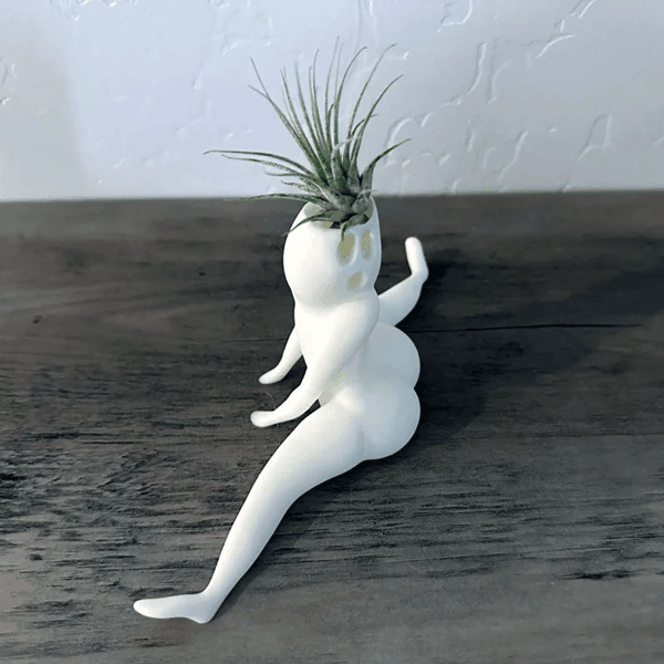 Lighteme Pooty Big Booty Ghost Planter | BUY 1 GET 1 FREE (2PCS)