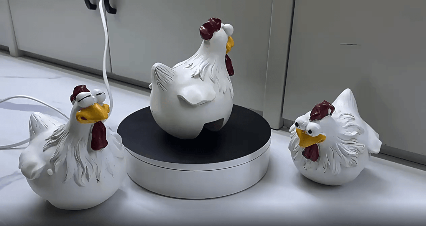 Lighteme 1+1 FREE | Garden chicken figures with big eyes