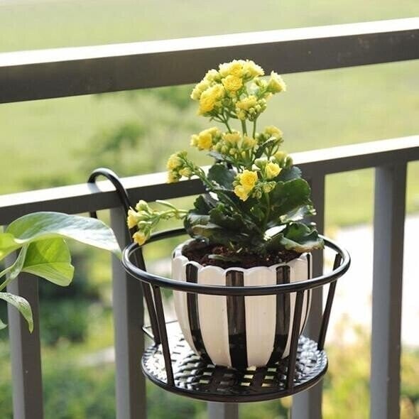 Lighteme Plant stand Transform your outdoor space into an artistic paradise!