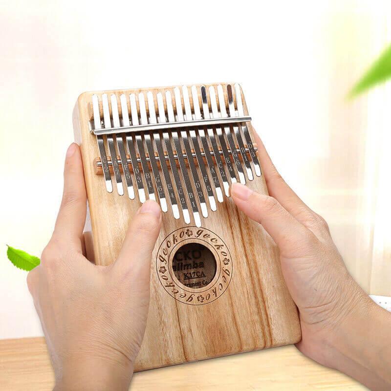 Gecko Kalimba 17 Keys Thumb Piano, Hollow B Tone Kalimba Instrument, Camphor Wood Round Hole Opening Box Resonace Single Board Trepanning - HLURU.SHOP