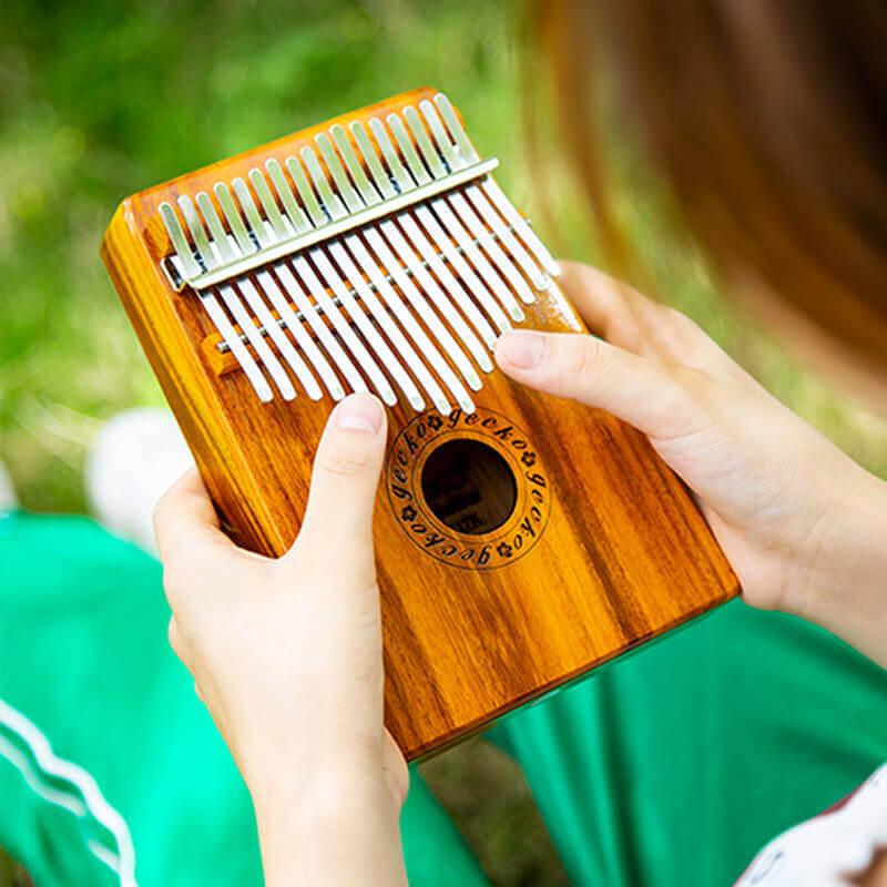 Gecko Kalimba 17 Keys Thumb Piano, Hollow C Tone Kalimba Instrument, Acacia Round Hole Opening Box Resonace Single Board Trepanning - HLURU.SHOP