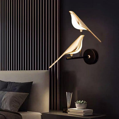 Lighteme Modern wall light in the shape of birds