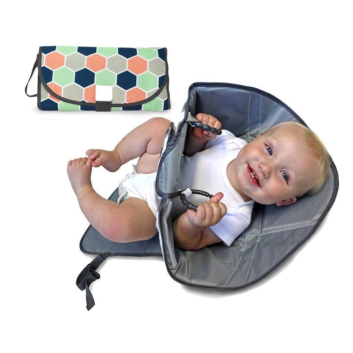 Lighteme No-mess Baby - offers all the benefits of portable changing table and a diaper holder