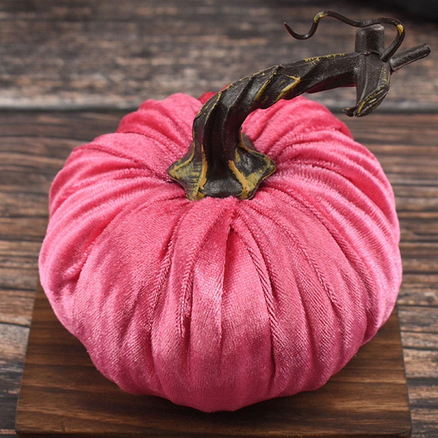 Lighteme Mini Velvet Halloween Pumpkins