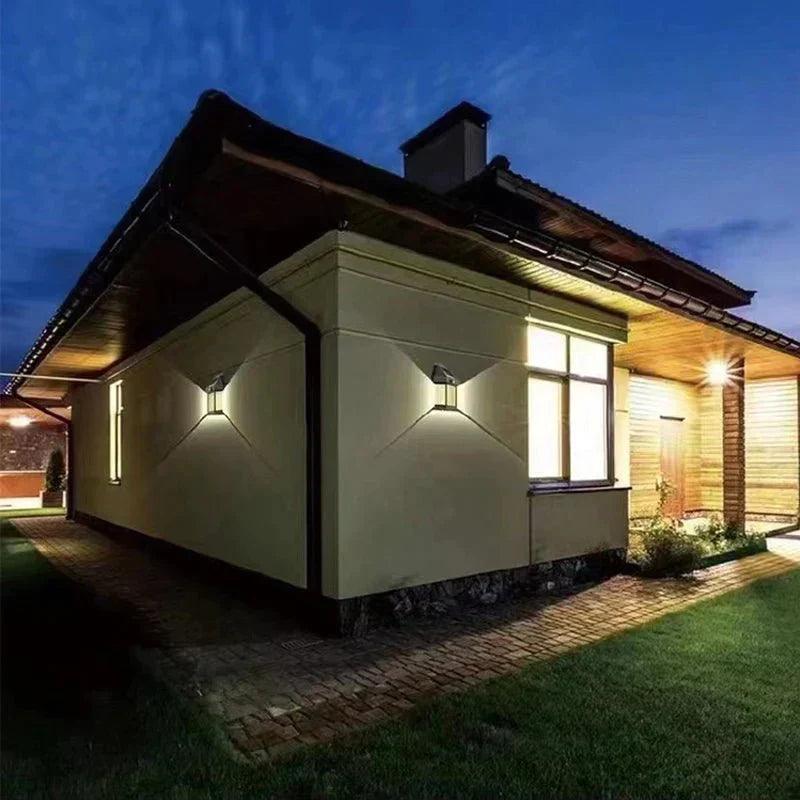 Lighteme Induction solar wall light