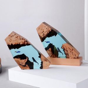 Lighteme Whale diver Epoxy resinTabletop Decoration