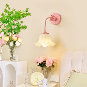 Lighteme Graceful Flower Wall Lamp