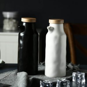 Lighteme Black and White Ceramic Oil Bottle Set