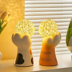 Lighteme Cat Claw Sepak Takraw Ball Lamp