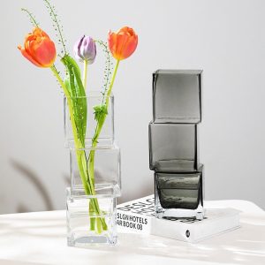 Lighteme Dislocated Square Glass Vase