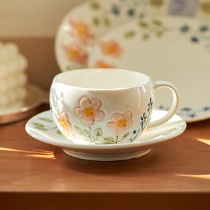 Lighteme Flower Print Ceramic Cup and Saucer
