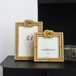 Lighteme Golden Knot Photo Frame