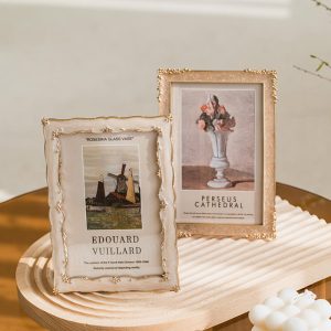 Lighteme Light Luxury Retro Creative Metal Photo Frame