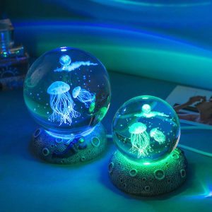 Lighteme Underwater World Crystal Ball Night Light